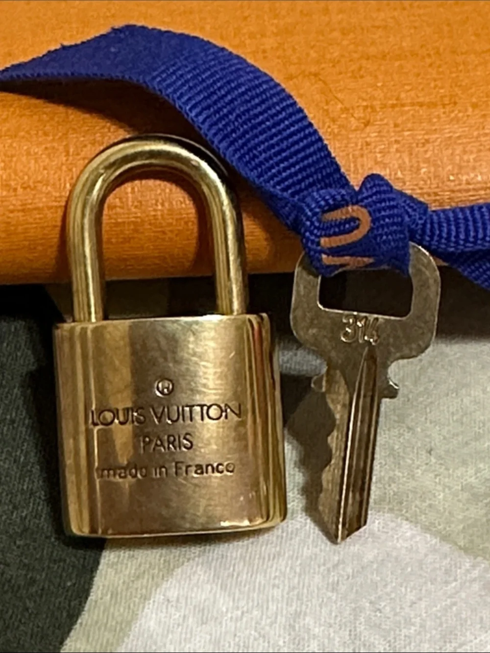Louis Vuitton Gold Padlock and Key #314